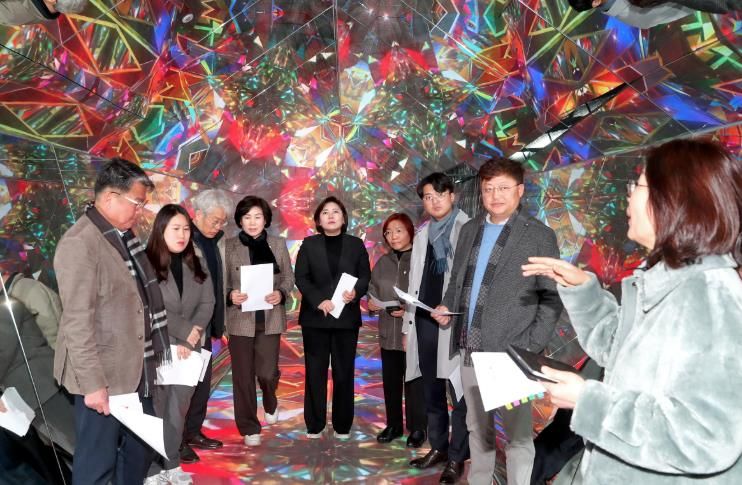 전주시의회 문화경제위원회,완산벙커더스페이스 현장 점검