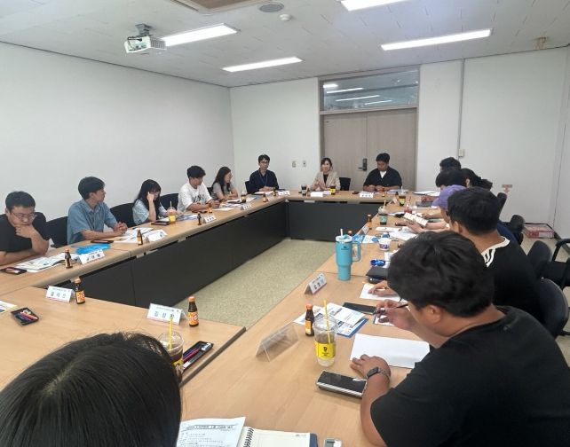 청년농업인 단체인 전주시 4-H연합회 회원과 간담회